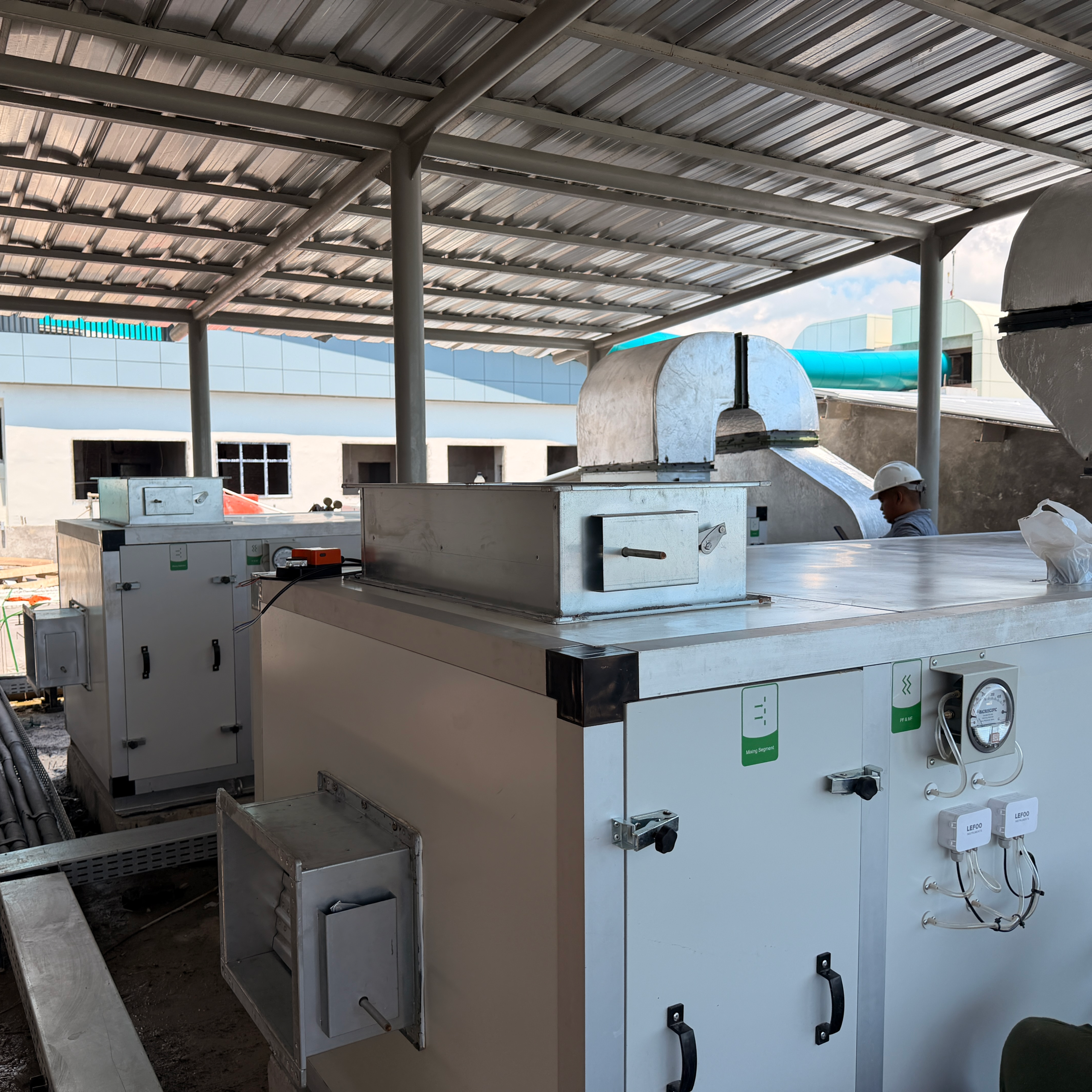 Cleanroom fresh-air load and pressure control